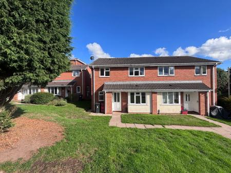 2 bedroom Semi-detached house to let in Orchard Way, Measham, DE12