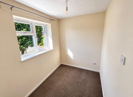 2 bedroom Semi-detached house to let in Orchard Way, Measham, DE12
