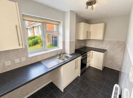 2 bedroom Semi-detached house to let in Orchard Way, Measham, DE12