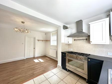 2 bedroom Terraced House to let in Maplewell Road, Woodhouse Eaves, LE12