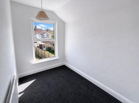 2 bedroom Terraced House to let in Oxford Street, Coalville, LE67