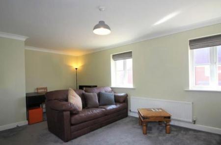 1 bedroom Flat to let in Drew Court, Ashby-De-La-Zouch, LE65