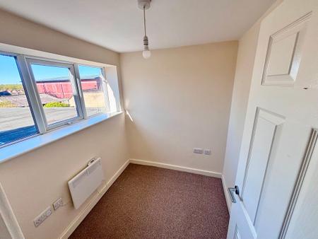 3 bedroom Terraced House to let in High Street, Measham, DE12