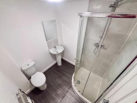3 bedroom Terraced House to let in High Street, Measham, DE12