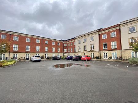 2 bedroom Flat to let in Station Road, Ashby-De-La-Zouch, LE65