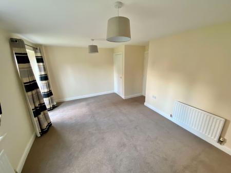4 bedroom Terraced House to let in Ashby Road, Coalville, LE67