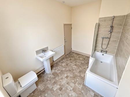 1 bedroom Flat to let in Belvoir Road, Coalville, LE67