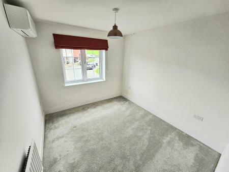 3 bedroom Semi-detached house to let in Citron Avenue, Coalville, LE67
