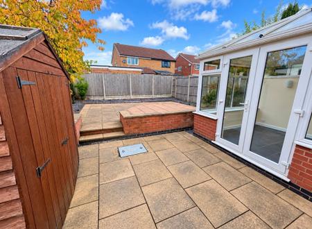 3 bedroom Semi-detached house to let in Floret Close, Ravenstone, LE67