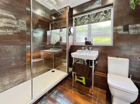 5 bedroom Detached house for sale in 12 Thistleton Lane, South Witham, Grantham, NG33