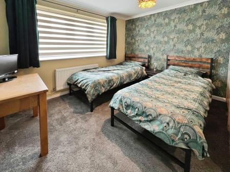 5 bedroom Detached house for sale in 12 Thistleton Lane, South Witham, Grantham, NG33