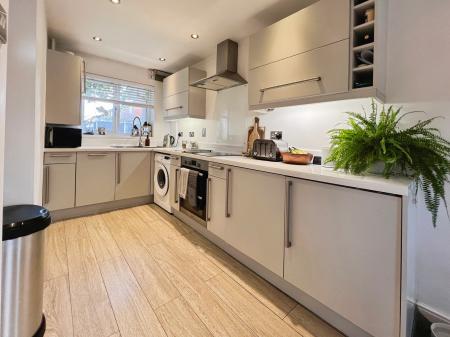 3 bedroom Detached house for sale in Baysdale Grove, Grantham, NG31