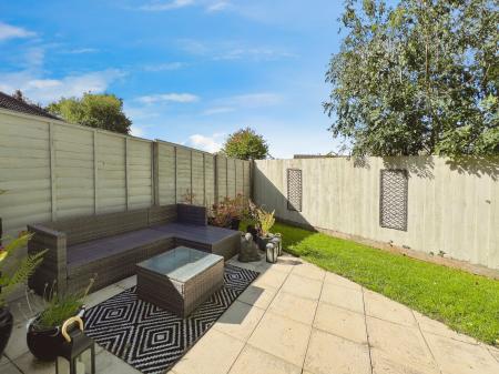 3 bedroom Detached house for sale in Baysdale Grove, Grantham, NG31