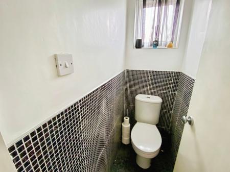 3 bedroom Semi-detached house for sale in Brittain Drive, Grantham, NG31