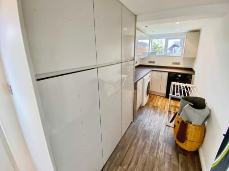 3 bedroom Semi-detached house for sale in Brittain Drive, Grantham, NG31