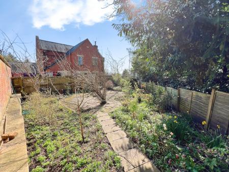 4 bedroom Detached house for sale in Cold Harbour Lane, Grantham, NG31