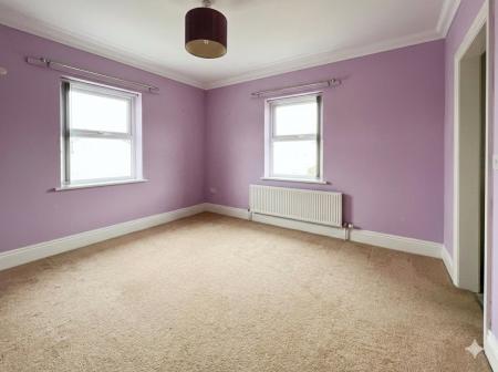 4 bedroom Detached house for sale in Cold Harbour Lane, Grantham, NG31