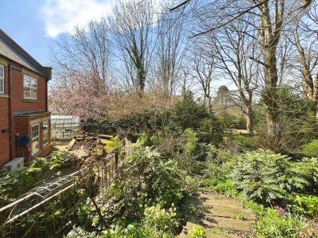 4 bedroom Detached house for sale in Cold Harbour Lane, Grantham, NG31