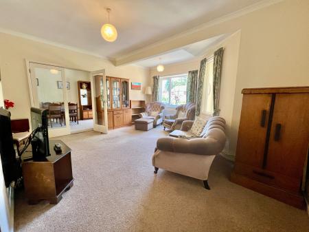 3 bedroom Bungalow for sale in Croft Drive, Grantham, NG31