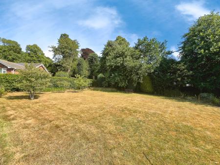 3 bedroom Bungalow for sale in Croft Drive, Grantham, NG31