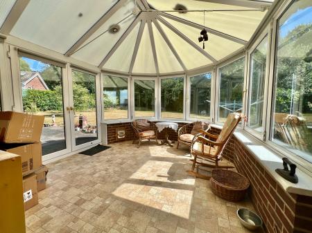 3 bedroom Bungalow for sale in Croft Drive, Grantham, NG31