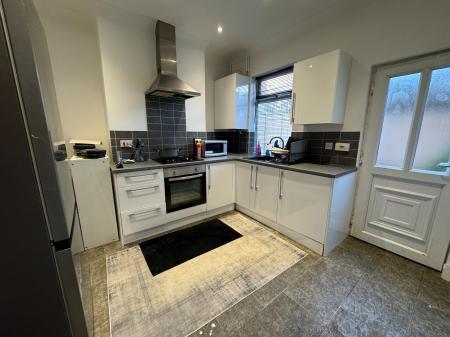 2 bedroom Terraced House for sale in Dudley Road, Grantham, NG31