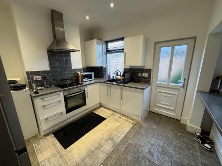 2 bedroom Terraced House for sale in Dudley Road, Grantham, NG31