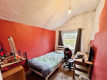 4 bedroom Terraced House for sale in Dudley Road, Grantham, NG31