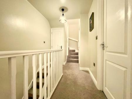 3 bedroom Town house for sale in Ermine Street, Ancaster, Grantham, NG32