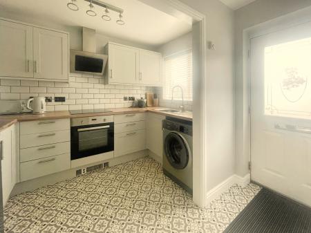 3 bedroom Town house for sale in Ermine Street, Ancaster, Grantham, NG32