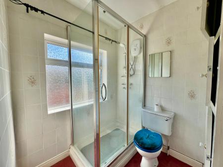 2 bedroom Semi-detached house for sale in Harlaxton Road, Grantham, NG31