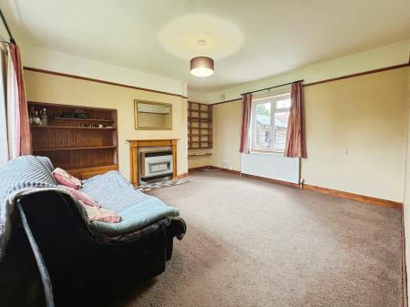 3 bedroom Terraced House for sale in Harrowby Lane, Grantham, NG31