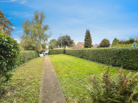 3 bedroom Terraced House for sale in Harrowby Lane, Grantham, NG31
