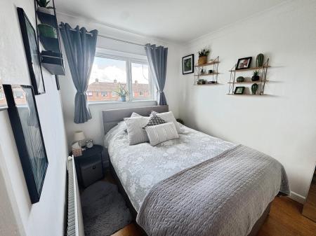 3 bedroom Semi-detached house for sale in Harrowby Lane, Grantham, NG31