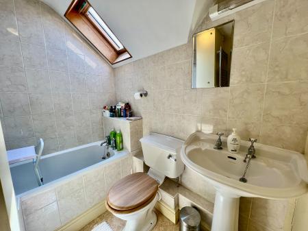 4 bedroom Detached house for sale in High Street, South Witham, Grantham, NG33