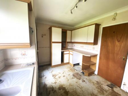 2 bedroom Detached bungalow for sale in Hillside Drive, Grantham, NG31