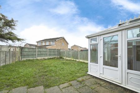 3 bedroom Detached house for sale in Kenilworth Road, Grantham, NG31