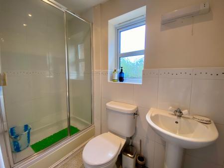 4 bedroom Detached house for sale in Langford Gardens, Grantham, NG31