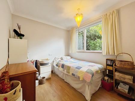 3 bedroom Bungalow for sale in Longcliffe Road, Grantham, NG31