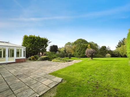 4 bedroom Detached house for sale in Main Street, Foston, Grantham, NG32