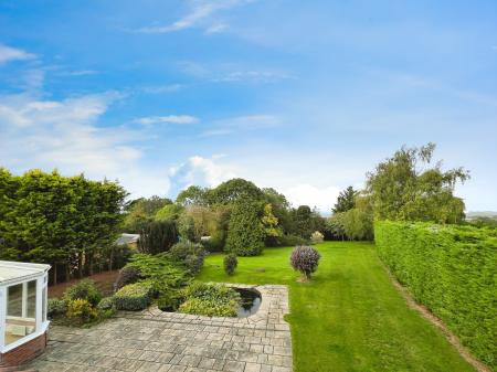 4 bedroom Detached house for sale in Main Street, Foston, Grantham, NG32