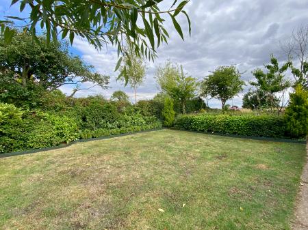 3 bedroom Detached bungalow for sale in Main Street, Ingoldsby, Grantham, NG33