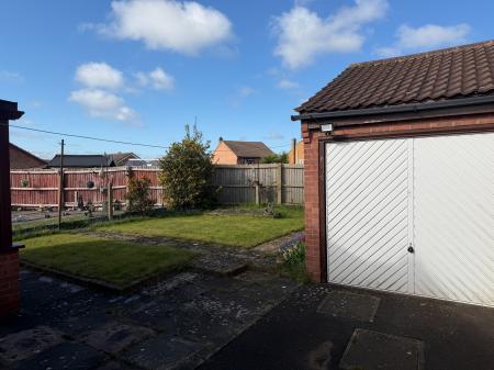 2 bedroom Detached bungalow for sale in Manchester Way, Grantham, NG31