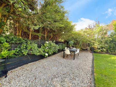 4 bedroom Detached house for sale in Meadows Close, Long Bennington, Newark, NG23