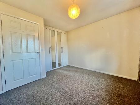 2 bedroom Flat for sale in Ormonde Close, Grantham, NG31