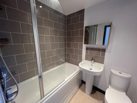 2 bedroom End of terrace house for sale in Peveril Place, Grantham, NG31