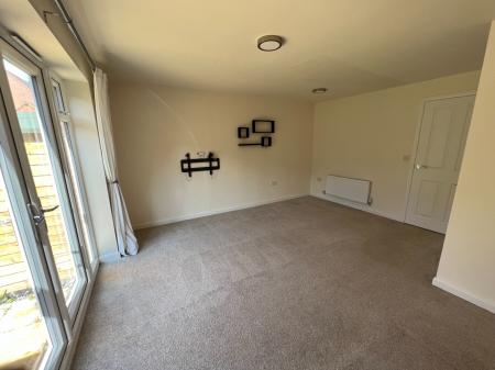 2 bedroom End of terrace house for sale in Peveril Place, Grantham, NG31