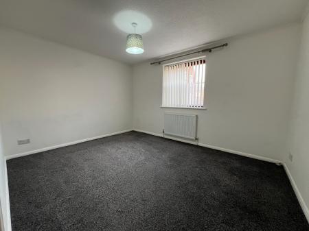 2 bedroom Flat for sale in Rugby Court, Grantham, NG31