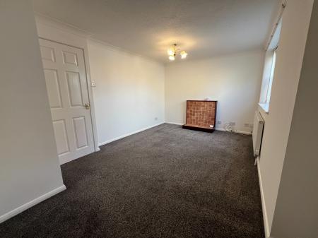 2 bedroom Flat for sale in Rugby Court, Grantham, NG31