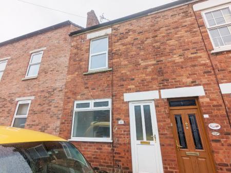 3 bedroom Terraced House for sale in Stuart Street, Grantham, NG31